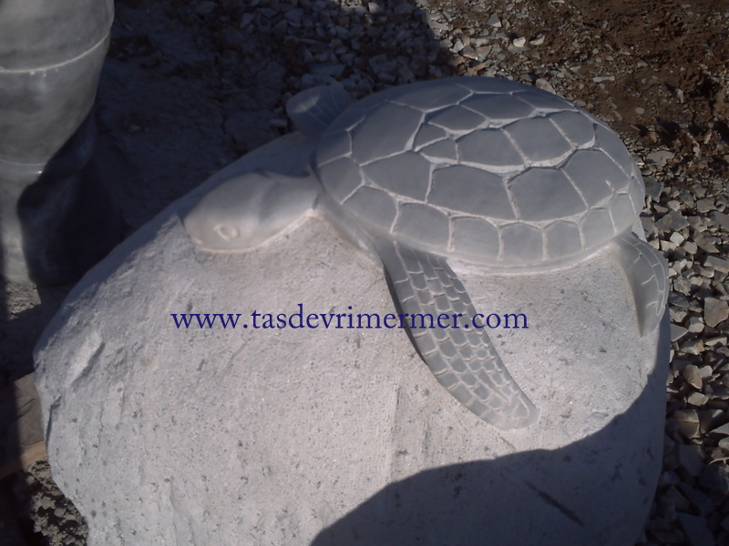 Mermer Kaplumbağa  Heykeli